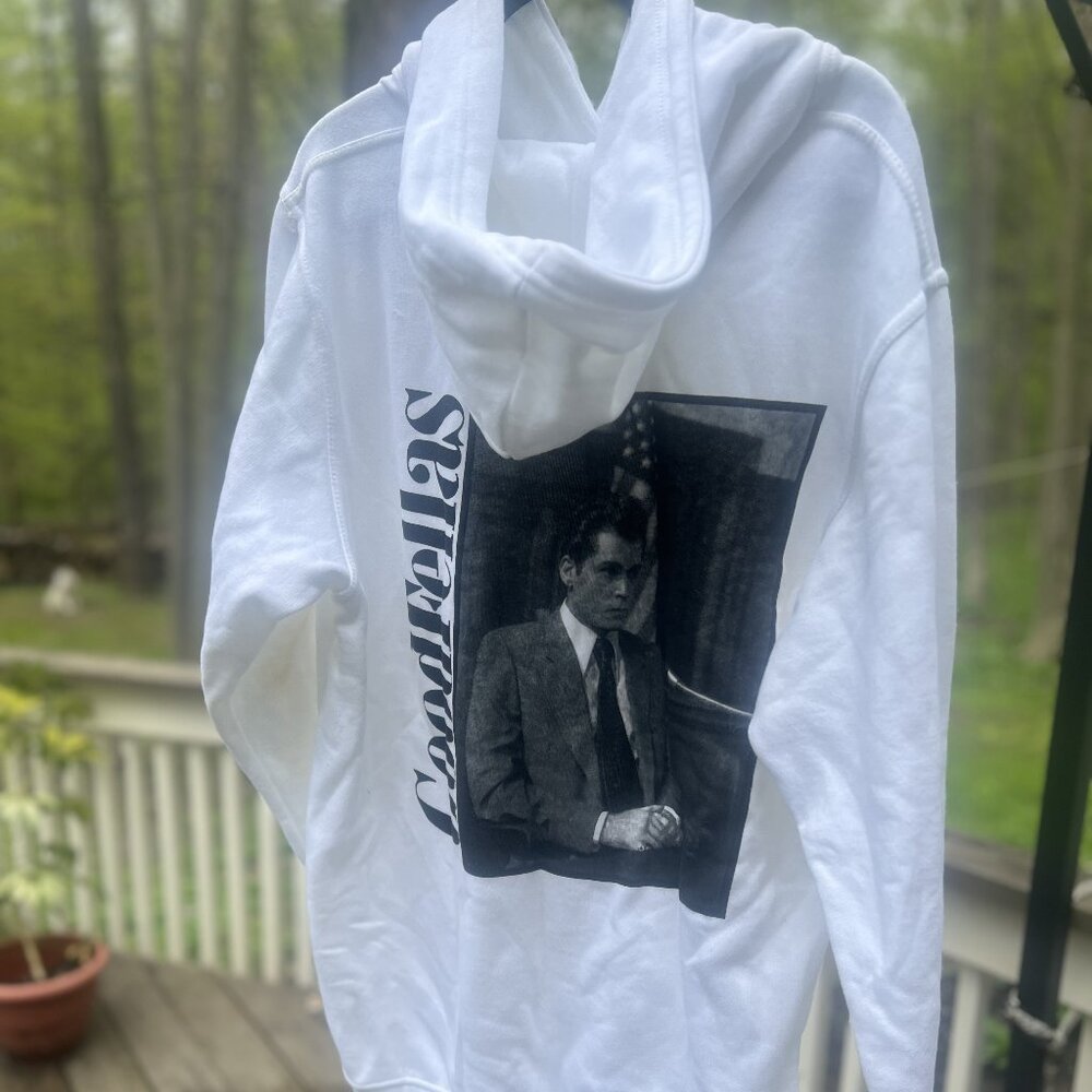 Men’s Medium Goodfellas Hoodie – White Graphic Sweatshirt by MERCH NWI LTD